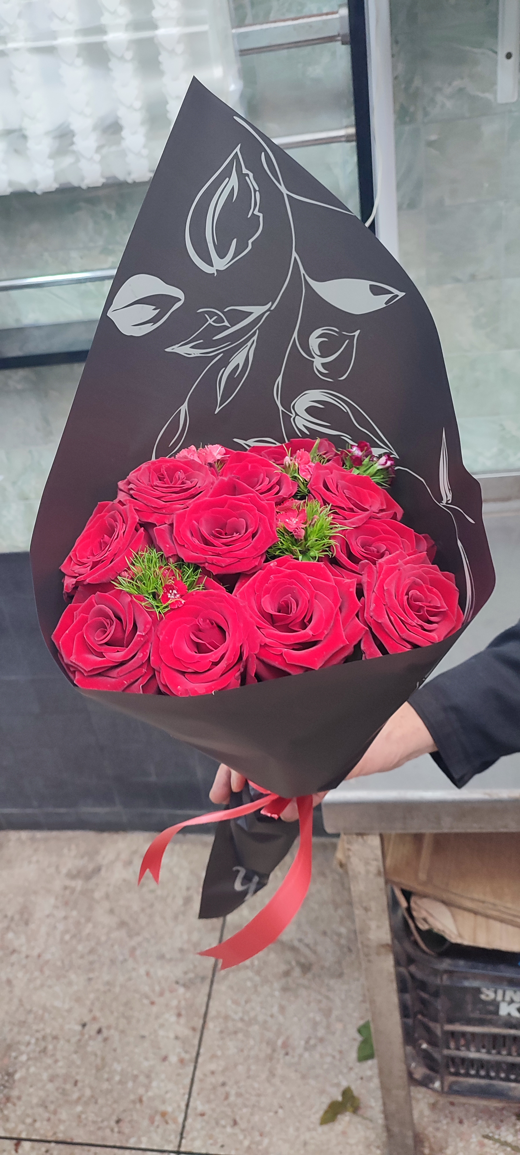 red rose bouquet